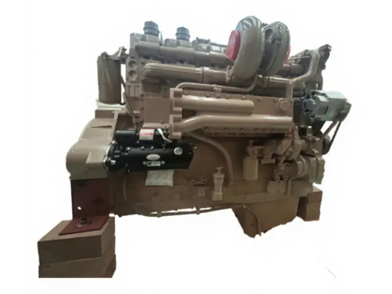 Cummins KTA19 engine for BELAZ 75473 haul truck (representative photo)
