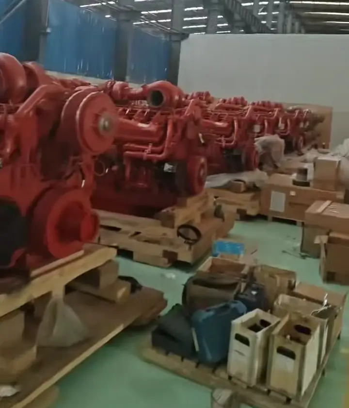 Line of QSK60 engines in a warehouse in China